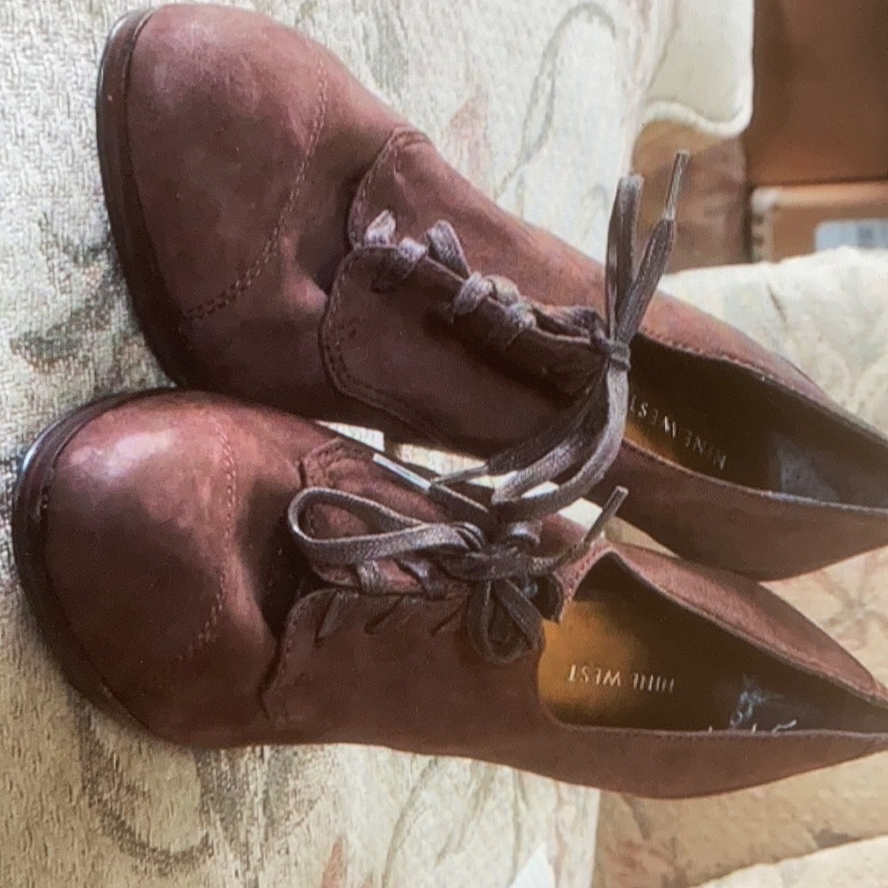 Lace up brown heels by Nine West size 9.5